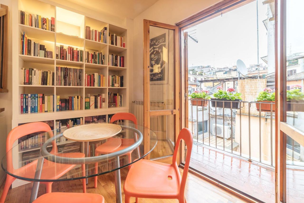 Boschetto Peaceful Apartment In Rione Monti Rome Luaran gambar